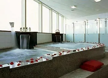 Fraser Suites